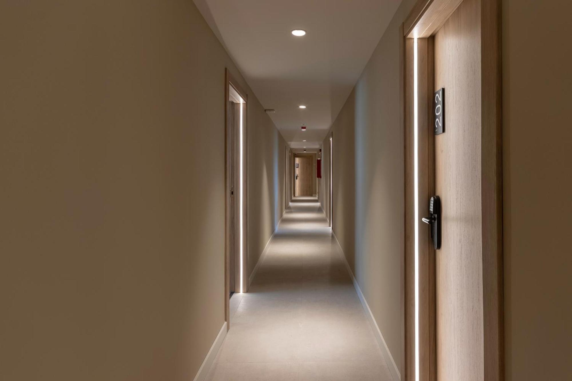 Apartamentos Líbere Pamplona Yamaguchi Exterior foto